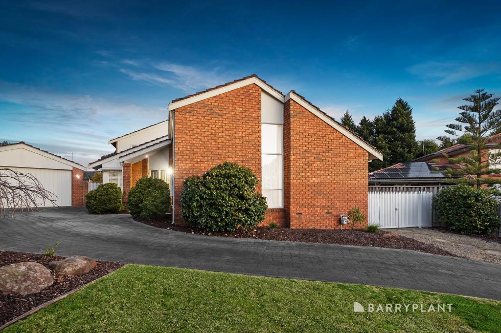 5 THE GRANGE, WANTIRNA, VIC 3152