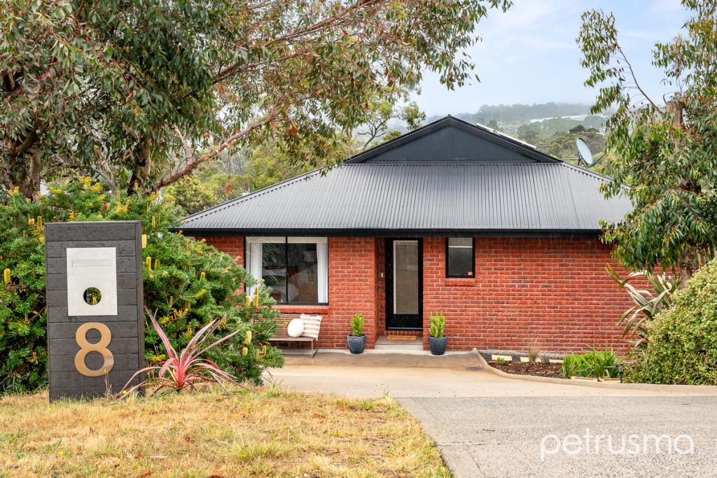 8 Jayda Pl, Kingston, TAS 7050