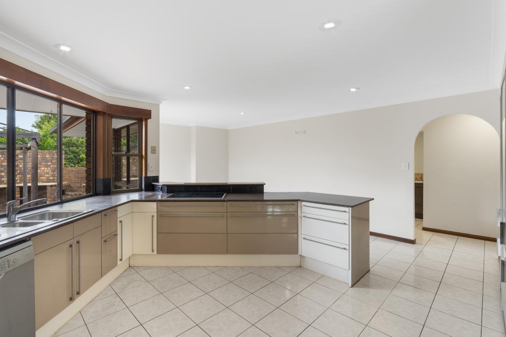 28 River Park Pl, Fig Tree Pocket, QLD 4069