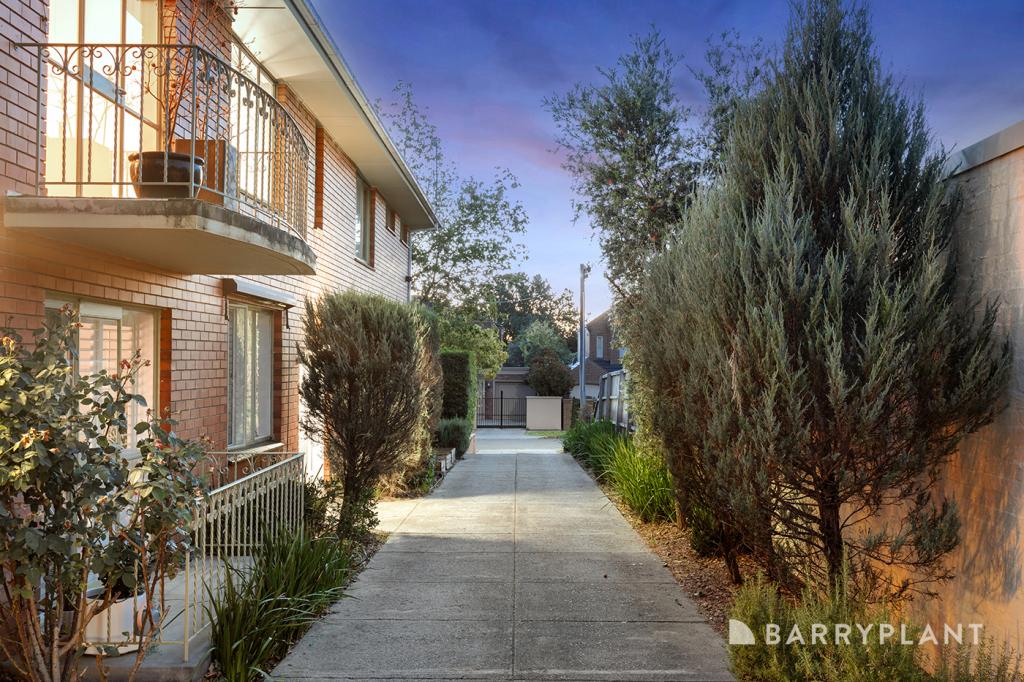 4/52 Barton St, Surrey Hills, VIC 3127