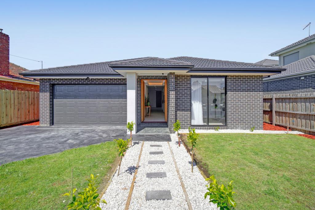 4 ROSE CT, RESERVOIR, VIC 3073