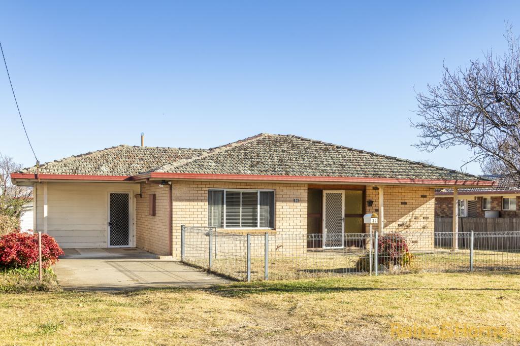 34 Lewis St, Glen Innes, NSW 2370