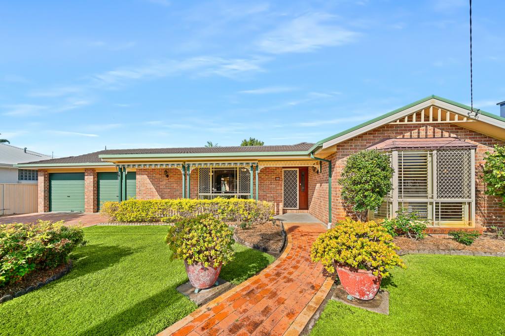 42 PICNIC PDE, ETTALONG BEACH, NSW 2257