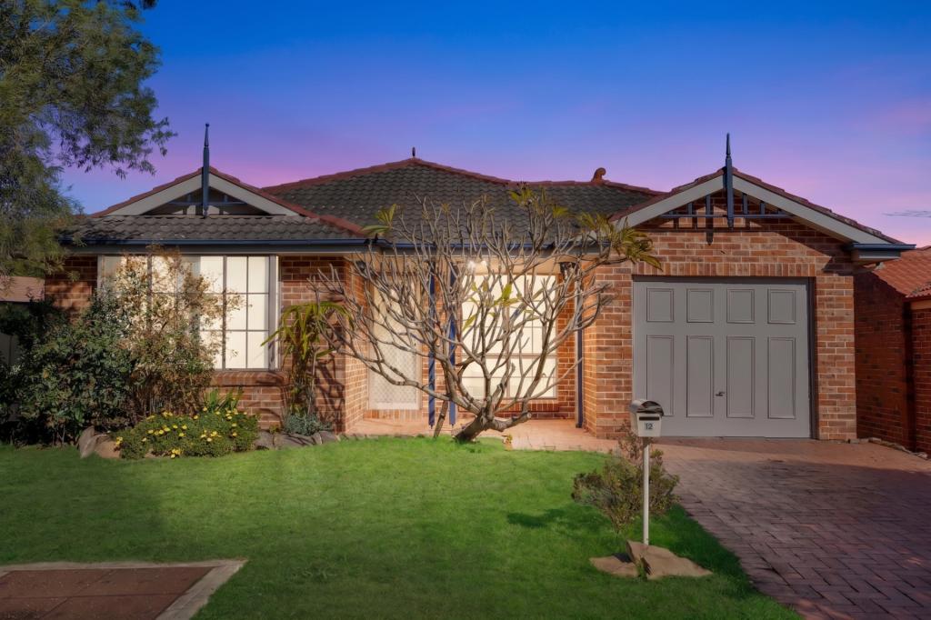 12 Hannam Pl, Englorie Park, NSW 2560