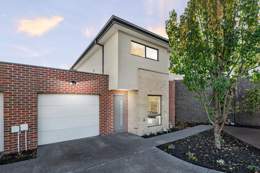 1/204 Saltlake Bvd, Wollert, VIC 3750