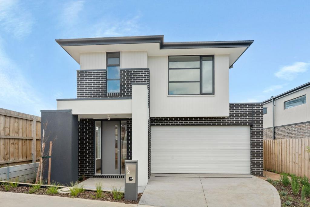 12 Silverleaf Dr, St Helena, VIC 3088