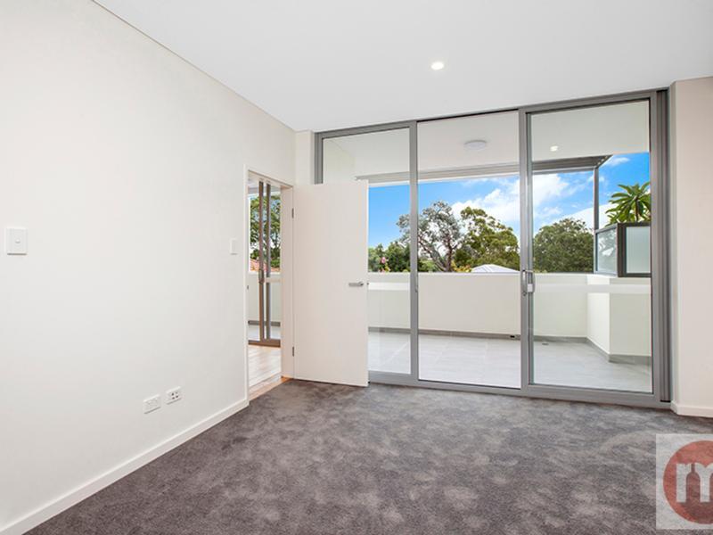 101/216 Lyons Rd, Russell Lea, NSW 2046