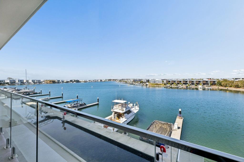 307/11 Aqua St, Newport, QLD 4020