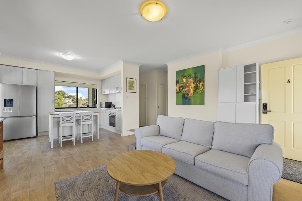 6/88 Moreing St, Redcliffe, WA 6104