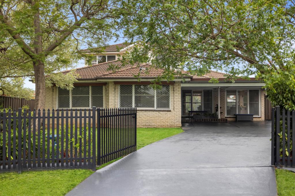 12 Barrie Pl, Leumeah, NSW 2560