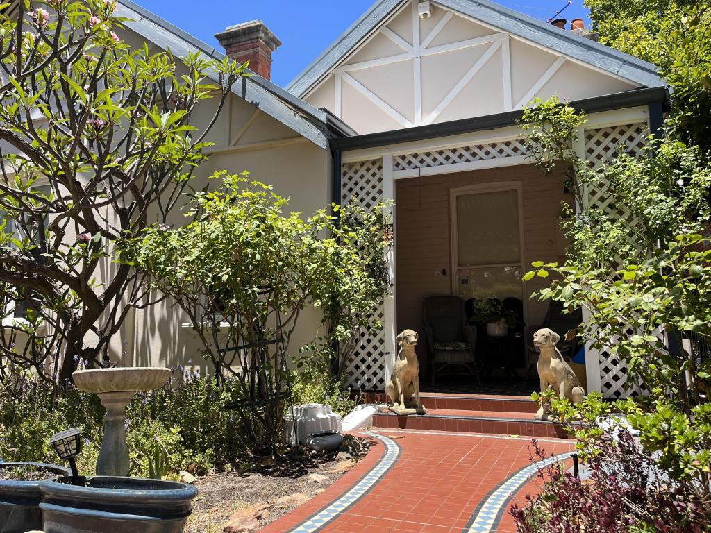 55 Raglan Rd, Mount Lawley, WA 6050