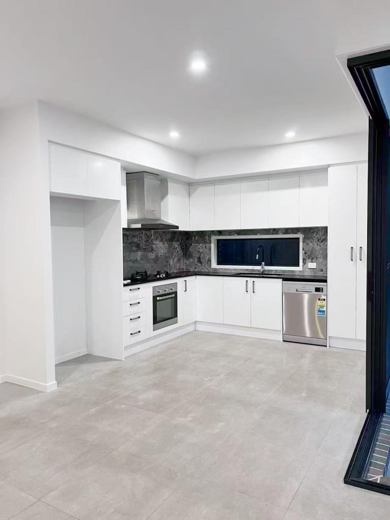 1/30 TASH CT, WATERFORD, QLD 4133