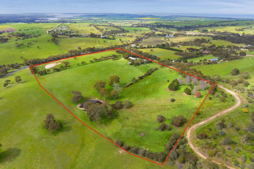 24 Castle Range Rd, Currency Creek, SA 5214