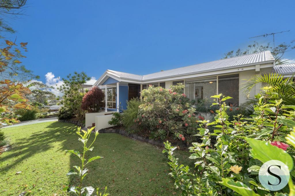94 Macquarie Gr, Caves Beach, NSW 2281