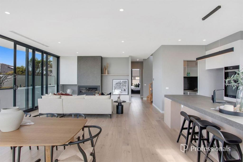 1/51 Beach Rd, Mentone, VIC 3194