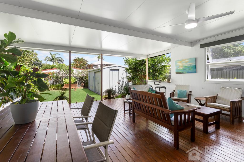 19 Campbell St, Scarborough, QLD 4020