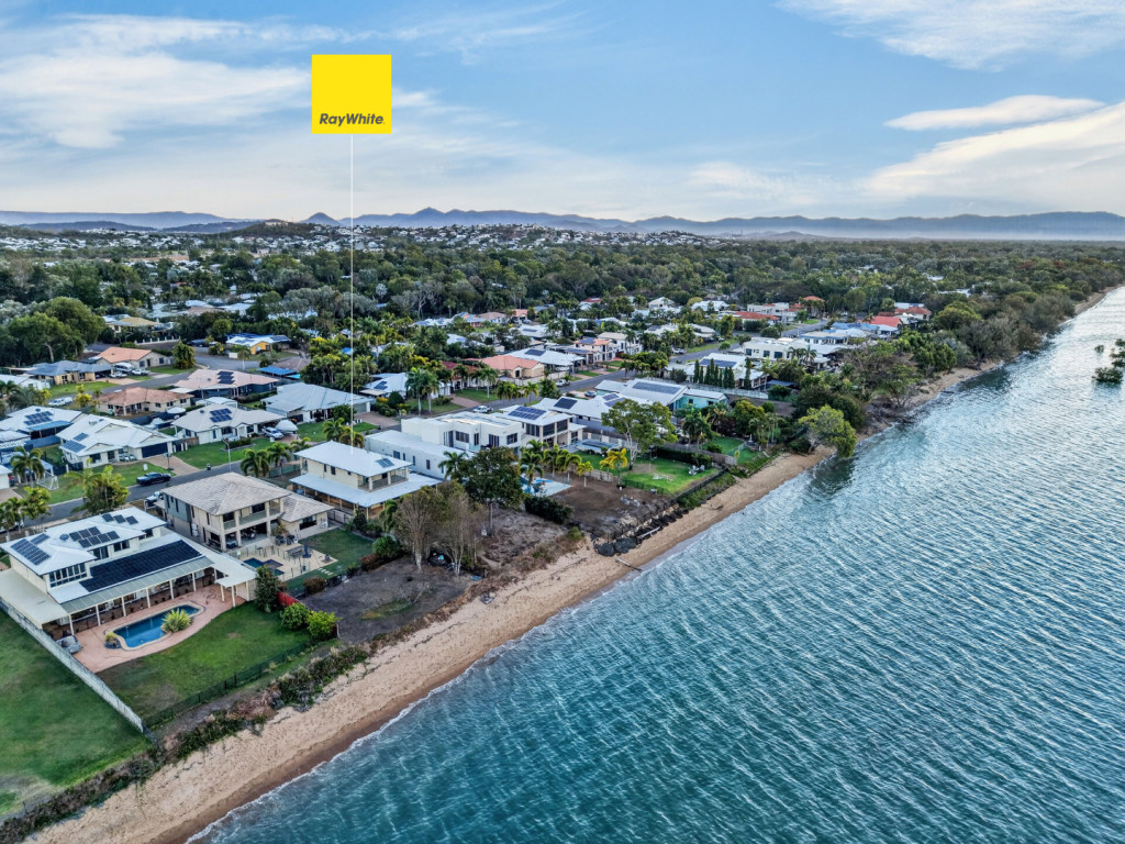 28 Waterview Dr, Bushland Beach, QLD 4818