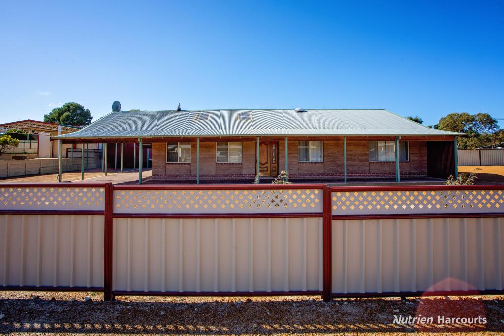 11 MAXWELL WAY, HOPETOUN, WA 6348