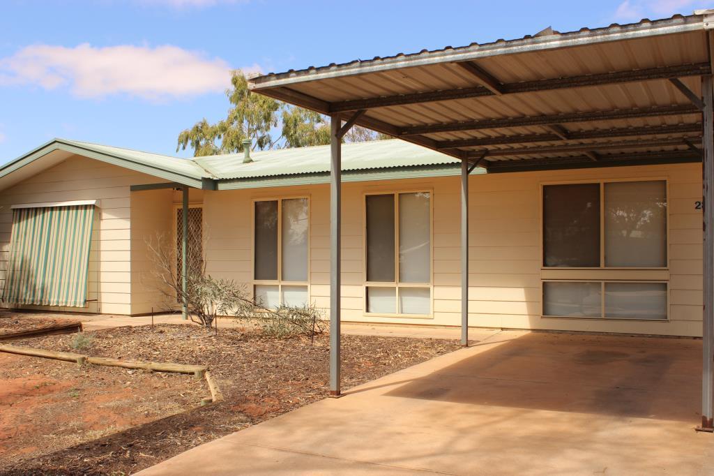 28 Bopeechee St, Roxby Downs, SA 5725