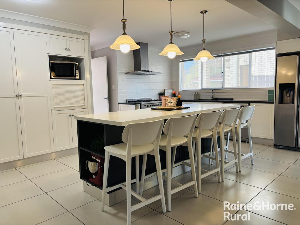 8 Marsden Ct, Roma, QLD 4455