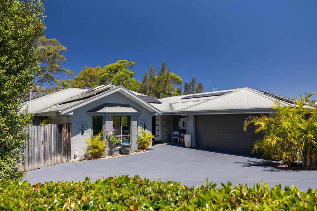 15 Bada Cres, Burrill Lake, NSW 2539