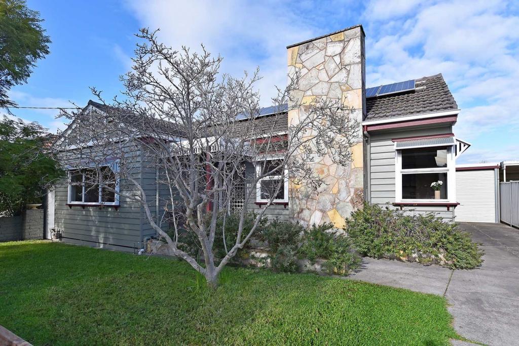 19 Kingsley Rd, Reservoir, VIC 3073