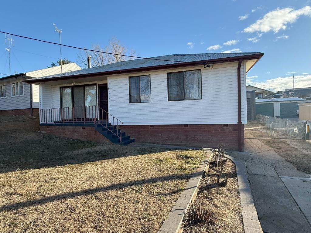 7 Ernest Phillips Ave, Cooma, NSW 2630