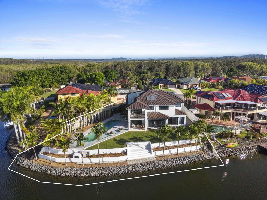 66 Lakeshore Dr, Helensvale, QLD 4212