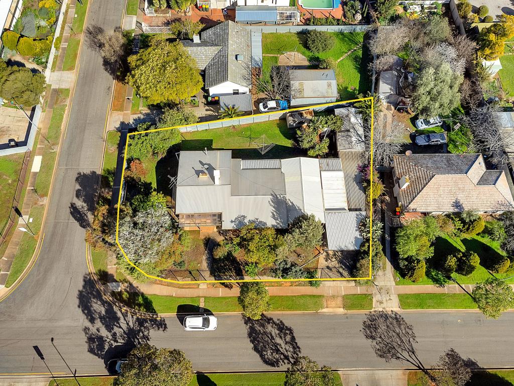 22 Broughton Rd, Elizabeth Vale, SA 5112