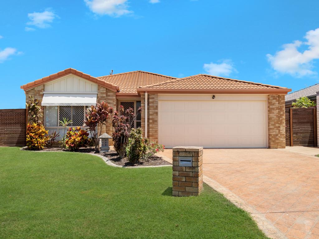 9 Brooke Ct, Torquay, QLD 4655