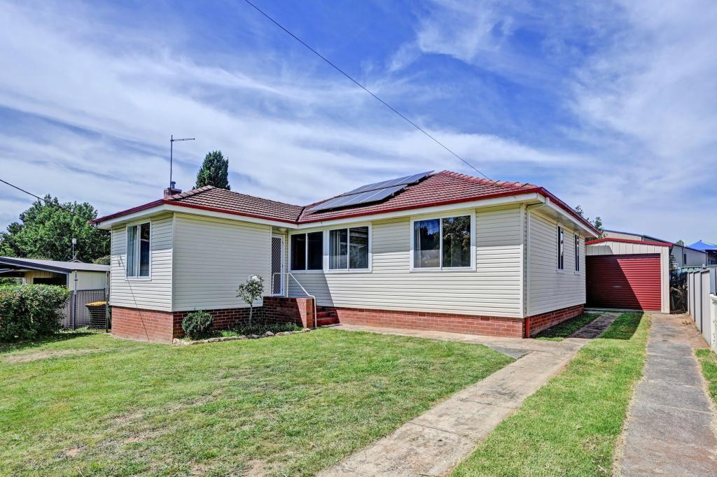 3 Golden Pl, Orange, NSW 2800