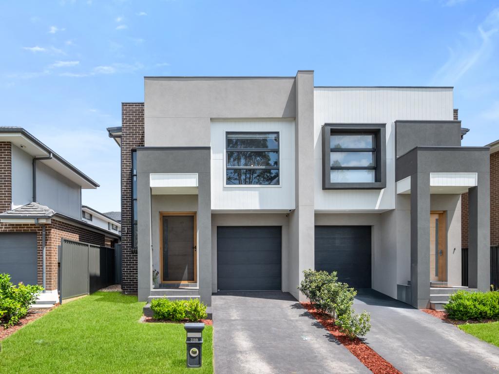 32b Bega St, Gregory Hills, NSW 2557