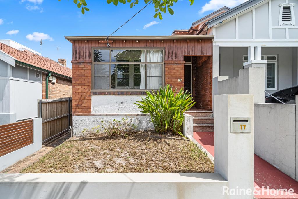 17 VALE ST, CLOVELLY, NSW 2031