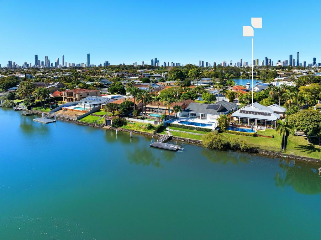 40 River Cres, Broadbeach Waters, QLD 4218