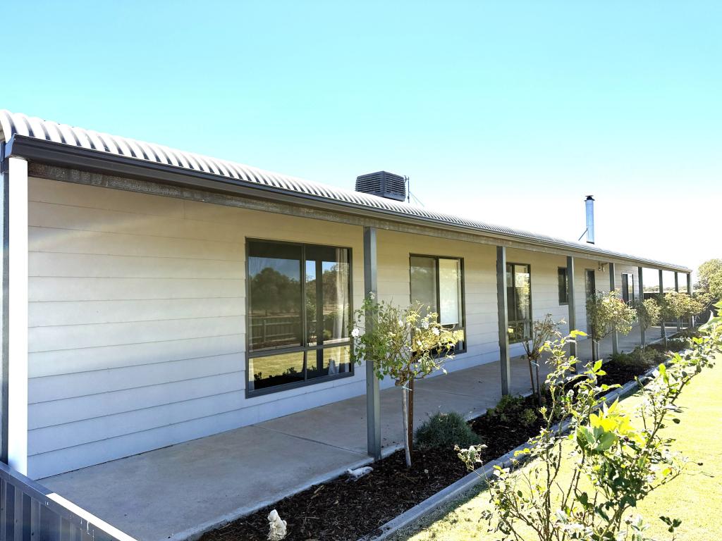 96 Fairfield Rd, Kadina, SA 5554