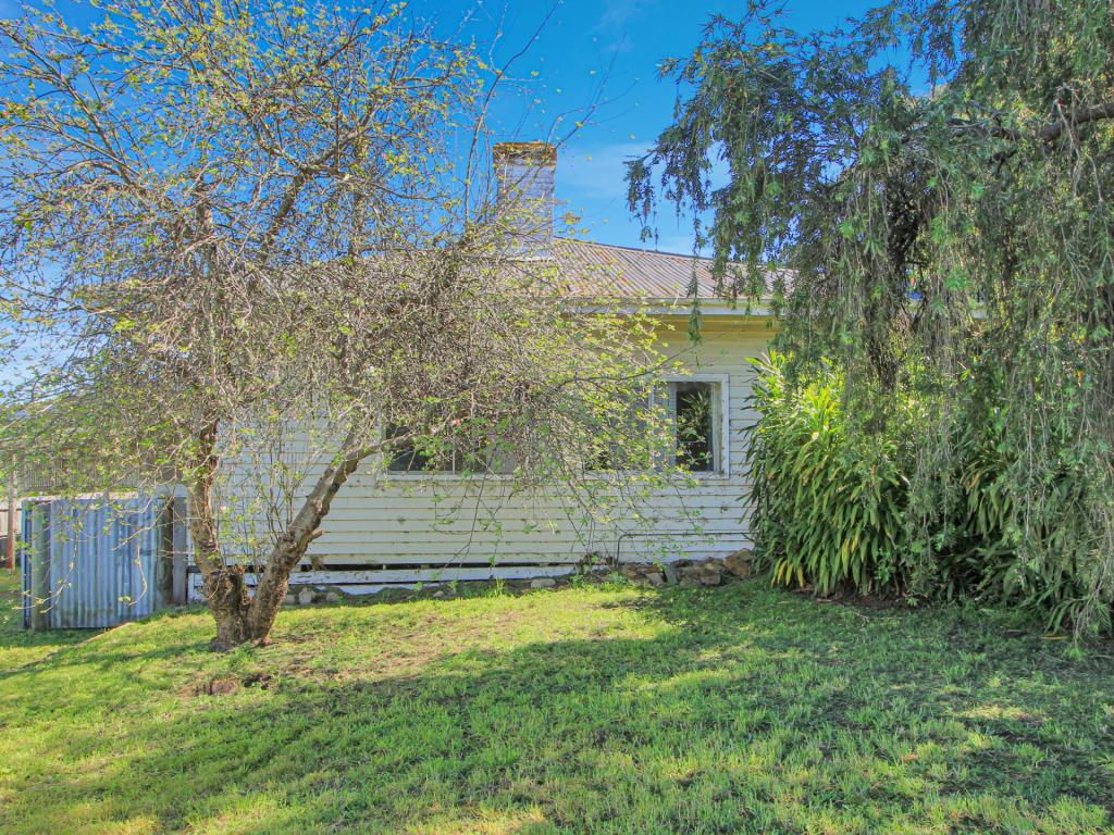 61 Great Alpine Rd, Bruthen, VIC 3885