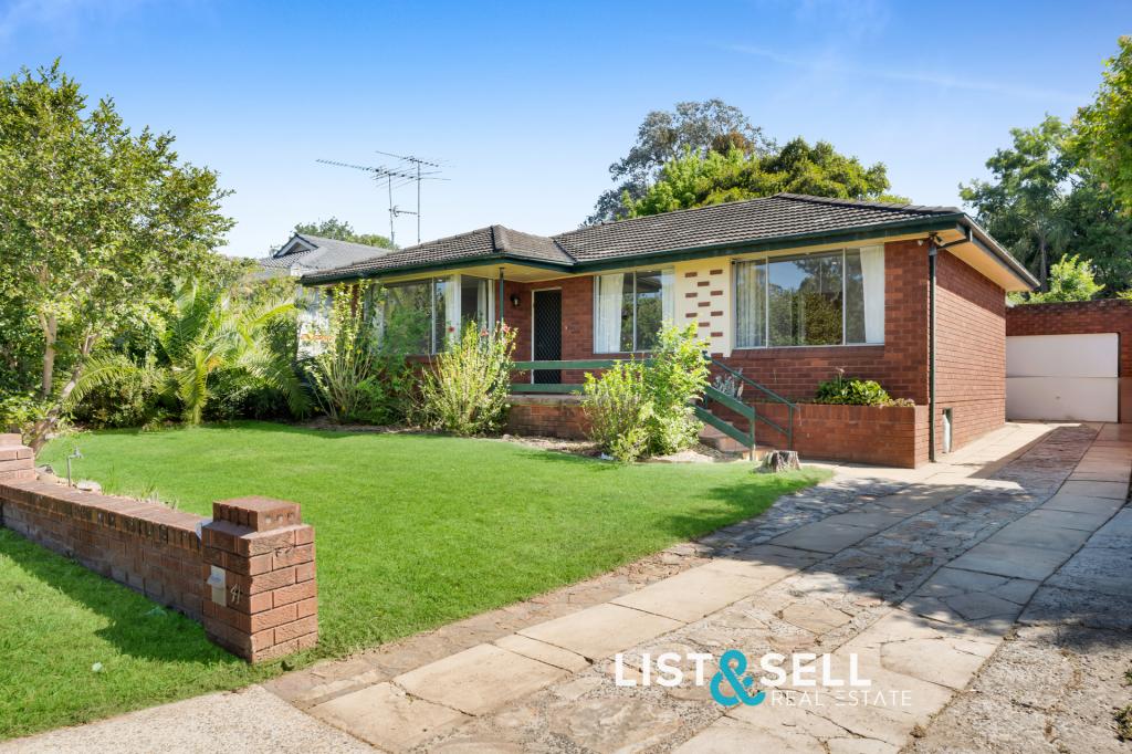 41 DAN ST, CAMPBELLTOWN, NSW 2560