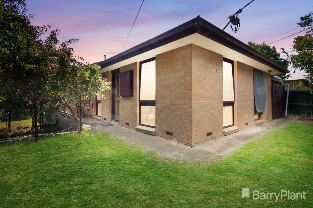 13 Aycliffe Dr, Deer Park, VIC 3023