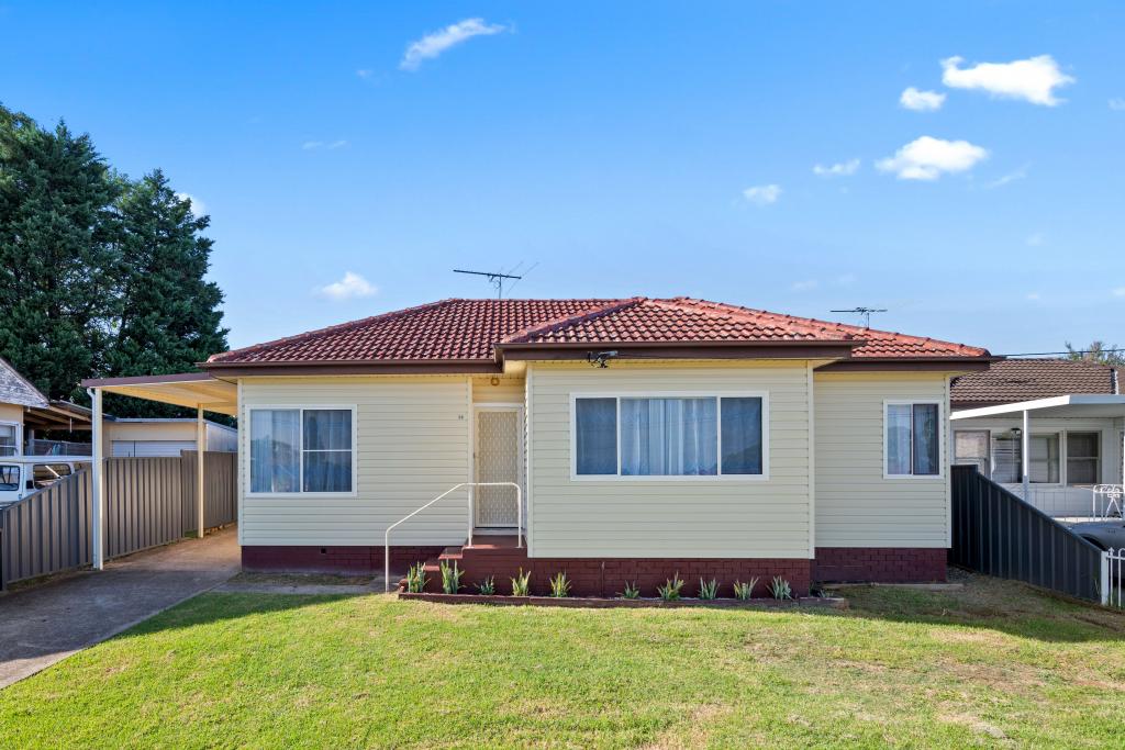54 Macquarie Ave, Campbelltown, NSW 2560