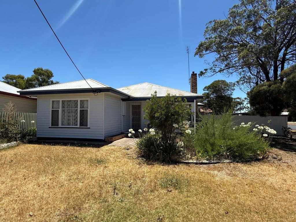 2 Centenary Ave, Horsham, VIC 3400