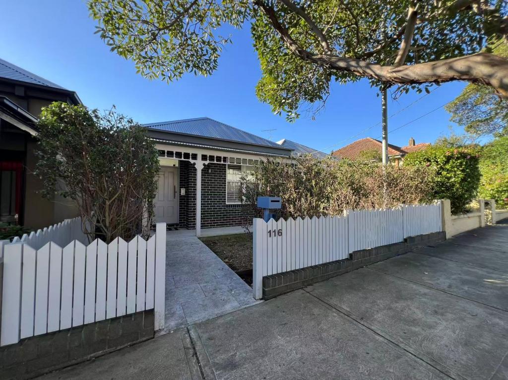 116 Atchison St, Crows Nest, NSW 2065