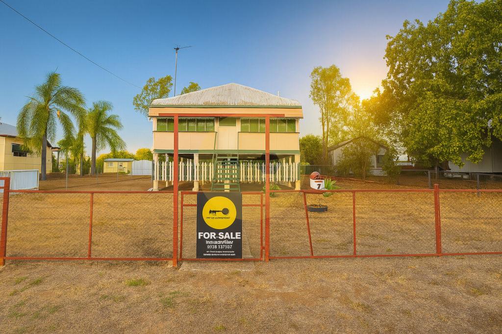 7 York St, Queenton, QLD 4820