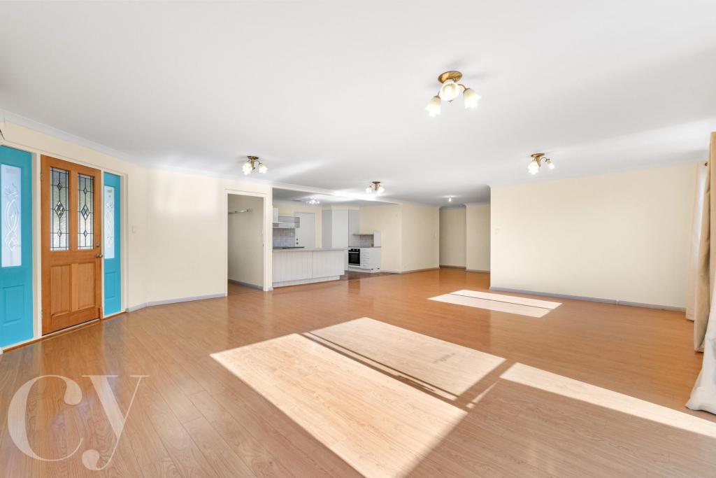 8b Westbury Cres, Bicton, WA 6157