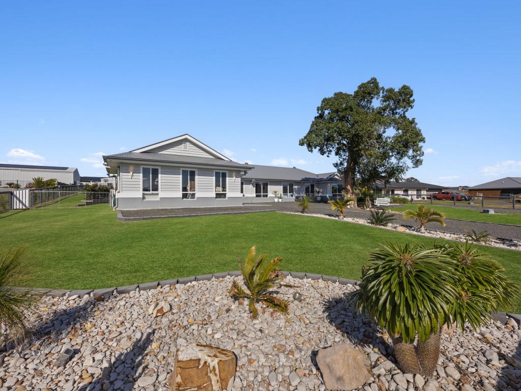 42 Sundew Cres, Kensington Grove, QLD 4341
