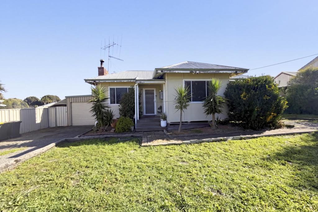 29 Chipper St, Katanning, WA 6317