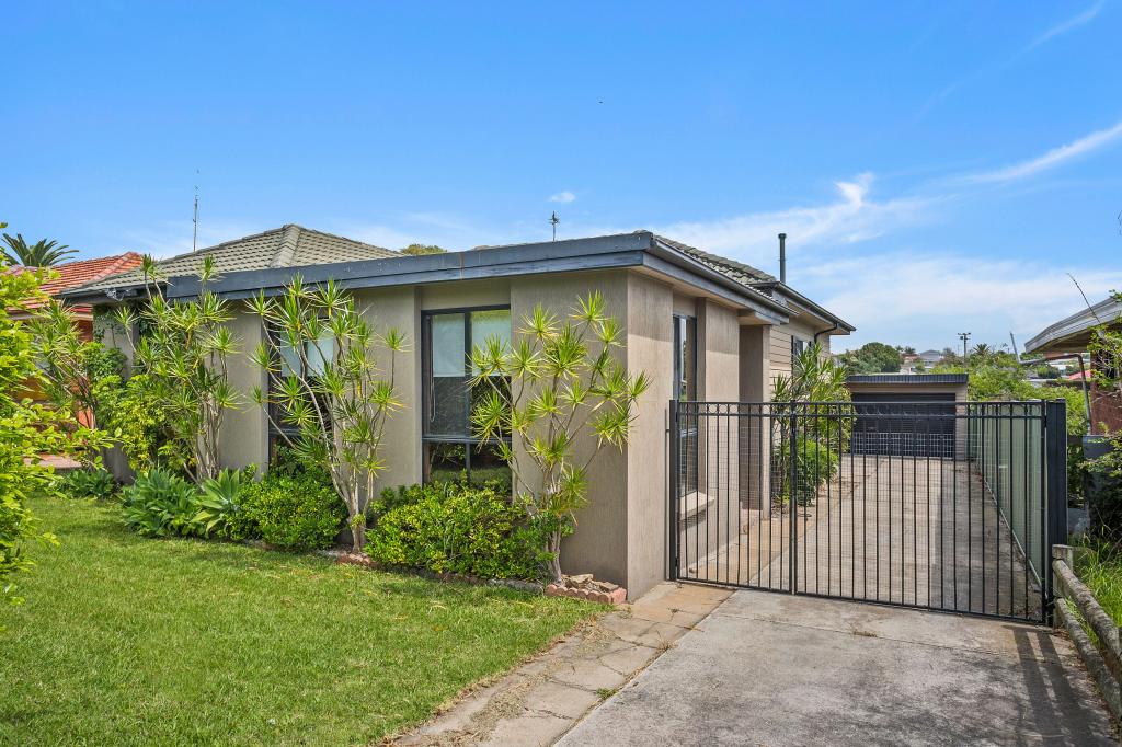 16 Leawarra Ave, Warilla, NSW 2528