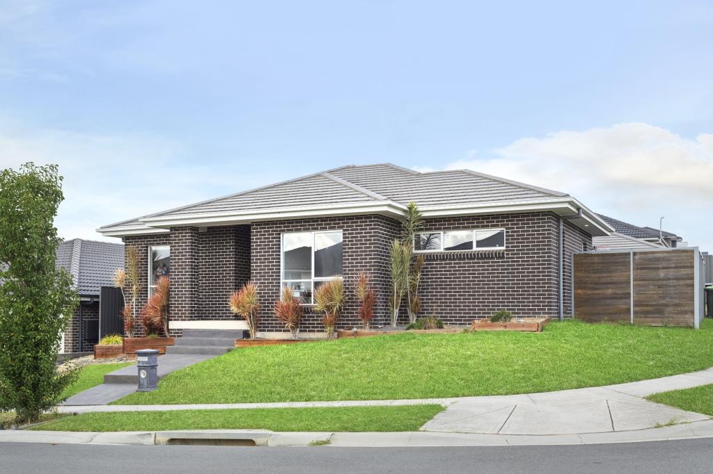 2 Rochester St, Gregory Hills, NSW 2557