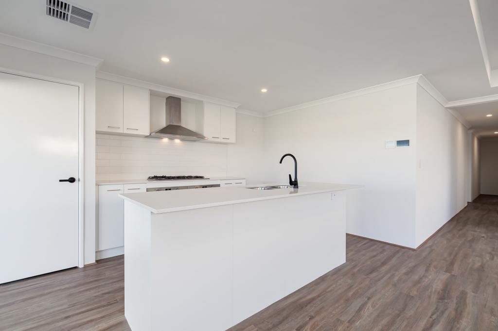 5 Gardenia St, Alkimos, WA 6038