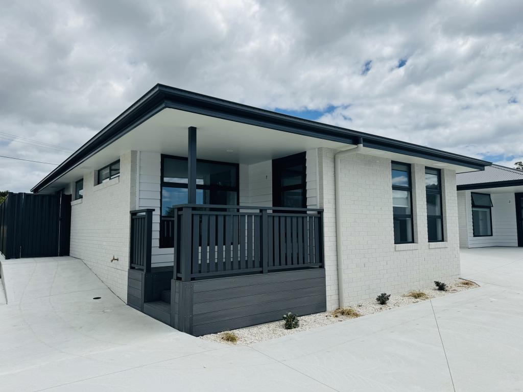 1/143 South Rd, Penguin, TAS 7316