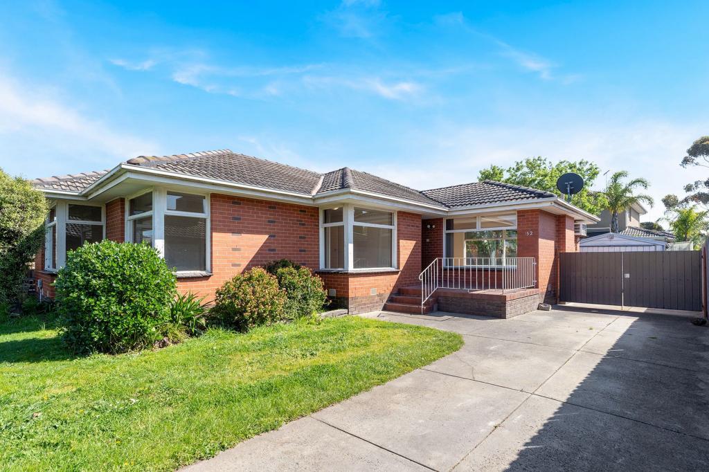 32 Medway Rd, Craigieburn, VIC 3064